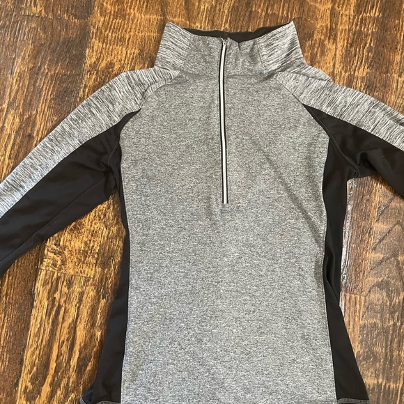 Long Sleeve Workout Top - Picture 3 of 8